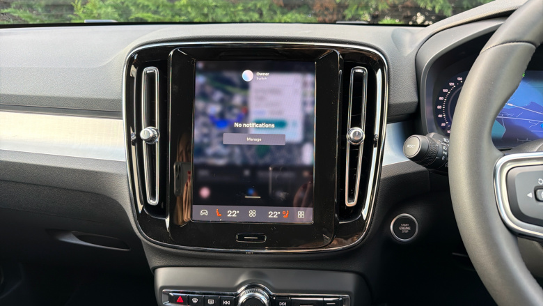 Volvo XC40 2.0 B3P Plus Dark 5dr Auto Petrol Estate